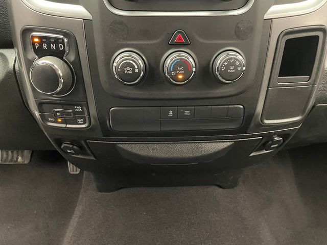 2021 Ram 1500 Classic SLT 4x4 Crew Cab 5'7" Box - 22995948 - 27