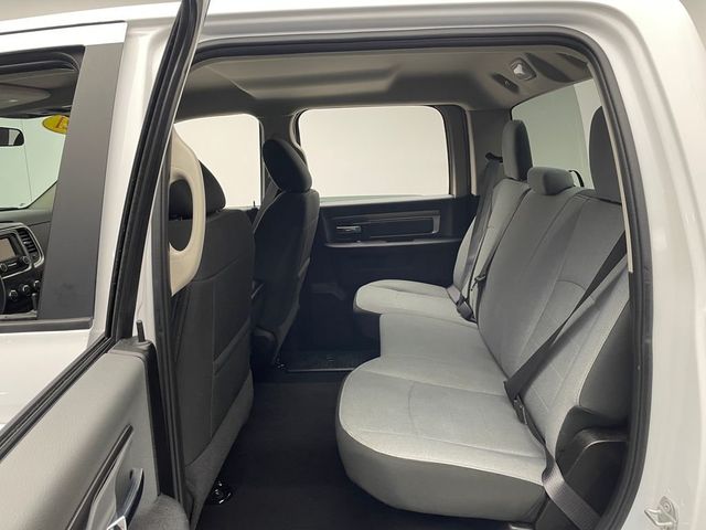 2021 Ram 1500 Classic SLT 4x4 Crew Cab 5'7" Box - 22995948 - 31