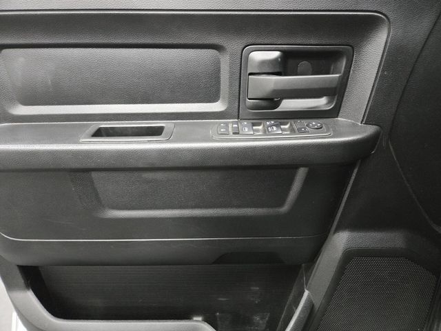 2021 Ram 1500 Classic Tradesman 4x2 Quad Cab 6'4" Box - 22976398 - 13