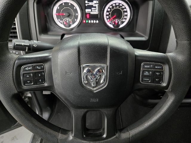 2021 Ram 1500 Classic Tradesman 4x2 Quad Cab 6'4" Box - 22976398 - 14