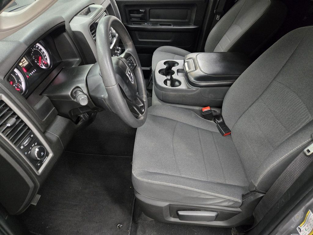 2021 Ram 1500 Classic Tradesman 4x2 Quad Cab 6'4" Box - 22976398 - 6