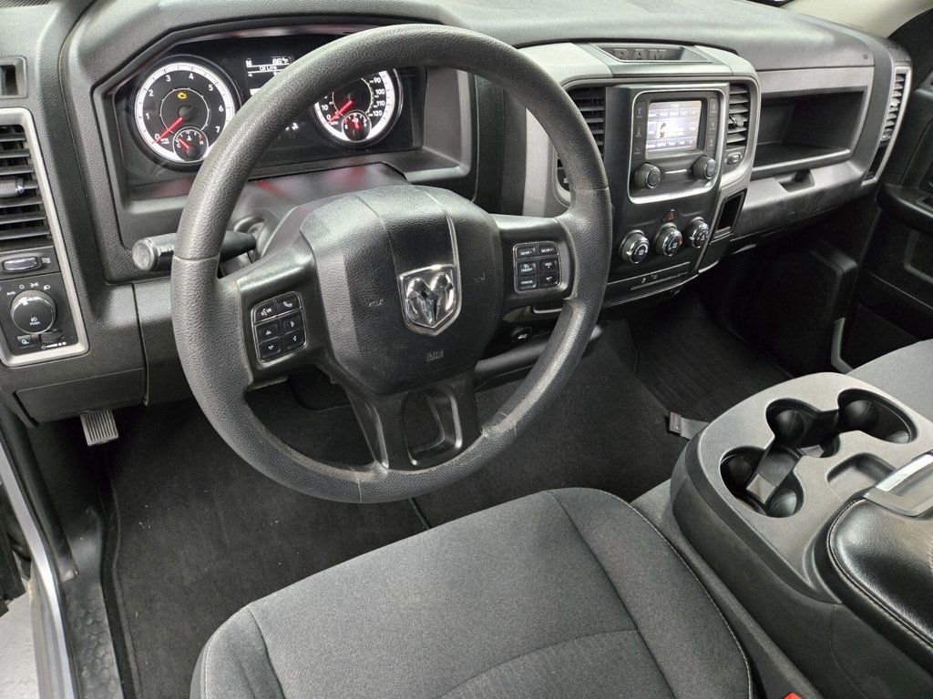 2021 Ram 1500 Classic Tradesman 4x2 Quad Cab 6'4" Box - 22976398 - 7