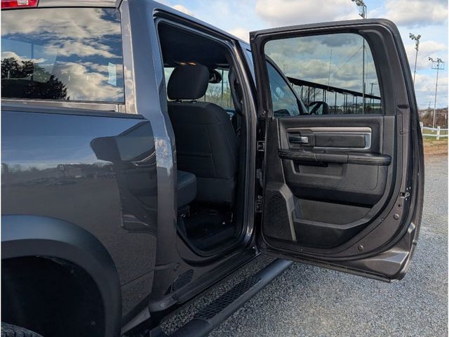 2021 Ram 1500 Classic Warlock 4x4 Crew Cab 5'7" Box - 22957628 - 11