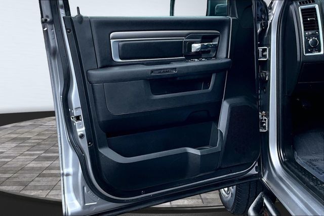 2021 Ram 1500 Classic Warlock 4x4 Quad Cab 6'4" Box - 23036599 - 8