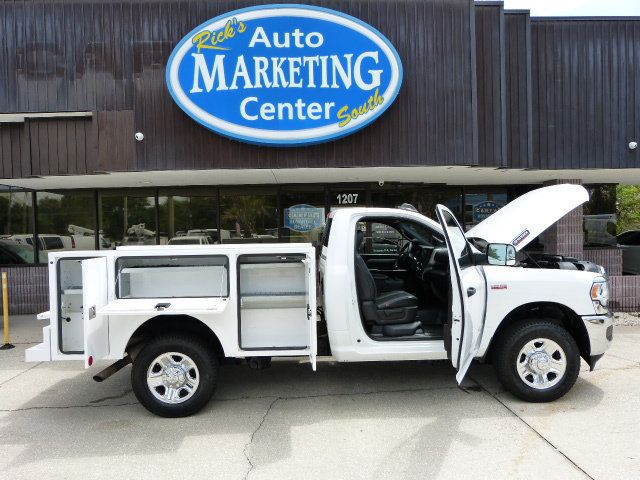 2021 Ram 2500 6.4L V8 GAS (HEMI)*REGULAR CAB*4WD*8FT. "WARNER" SERVICE BODY! - 23020188 - 24