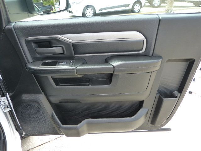 2021 Ram 2500 6.4L V8 GAS (HEMI)*REGULAR CAB*4WD*8FT. "WARNER" SERVICE BODY! - 23020188 - 25