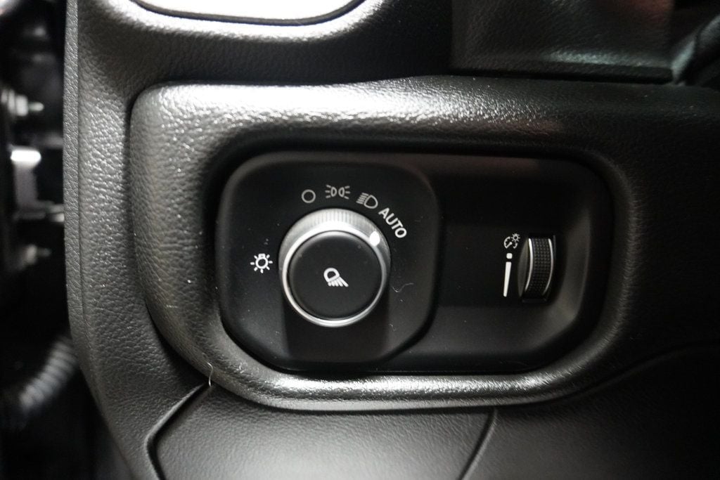 2021 Ram 2500 Tradesman photo 11