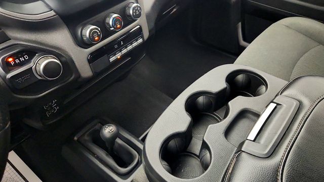 2021 Ram 2500 Tradesman 4x4 Crew Cab 6'4" Box w/ Level 2 Equip & Heavy-Duty V8 - 22998980 - 15