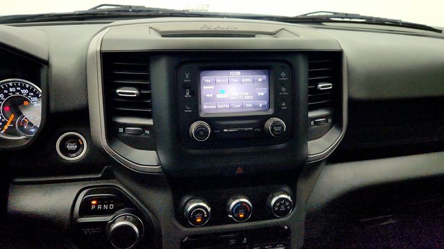 2021 Ram 2500 Tradesman 4x4 Crew Cab 6'4" Box w/ Level 2 Equip & Heavy-Duty V8 - 22998980 - 16