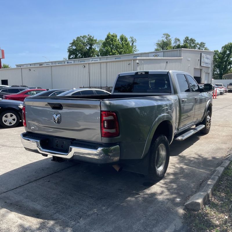 2021 Ram 3500 Laramie - 23027603 - 8