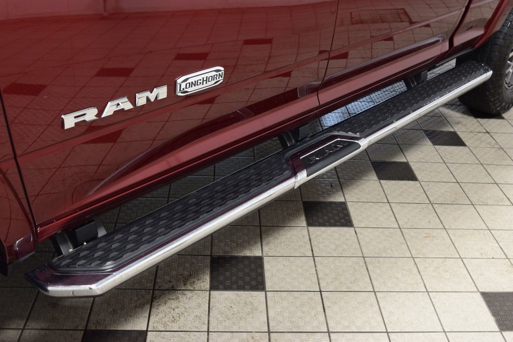 2021 Ram 3500 Laramie Longhorn - 22989613 - 30
