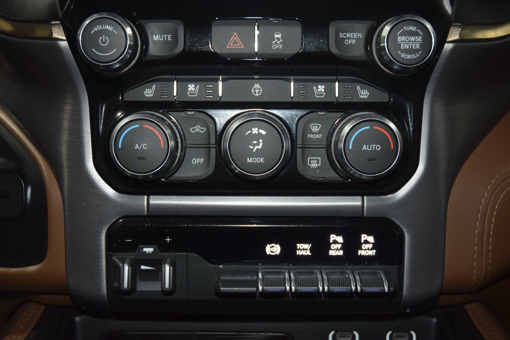 2021 Ram 3500 Limited Longhorn - 23060324 - 34