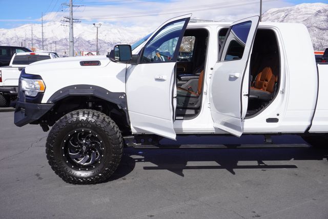 2021 Ram 3500 LONGHORN - 22987797 - 21