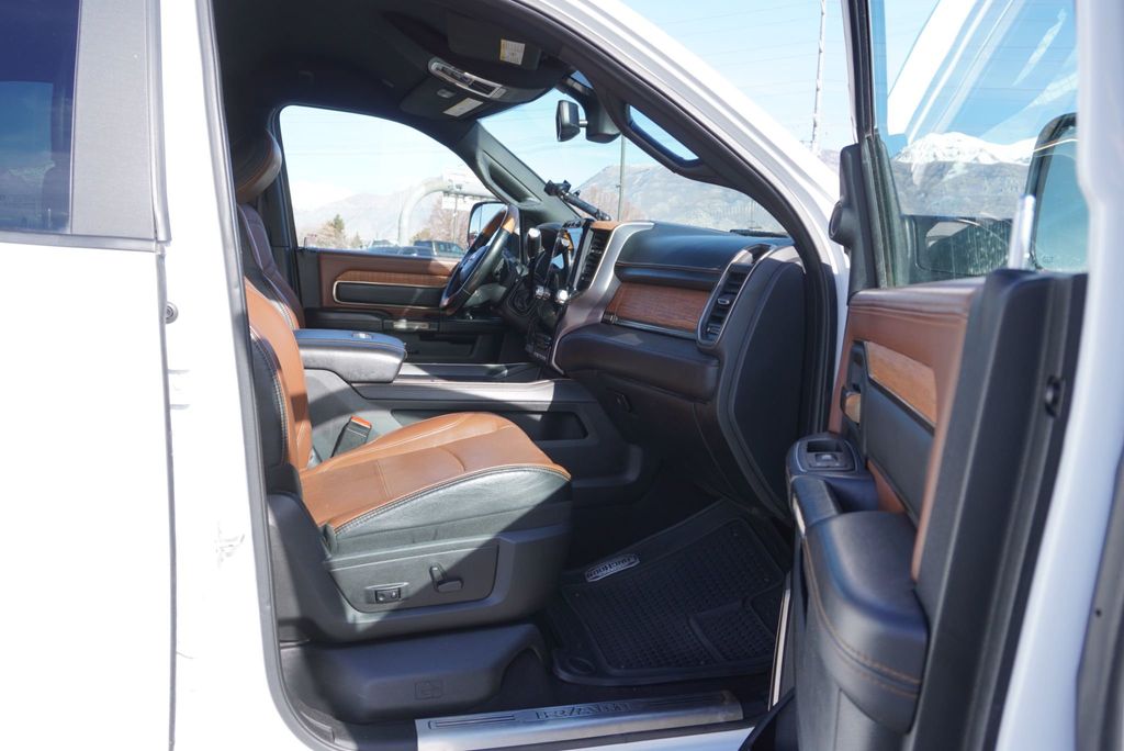 2021 Ram 3500 LONGHORN - 22987797 - 22