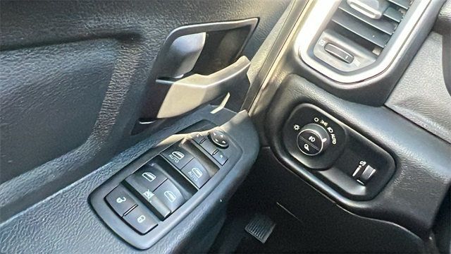 2021 Ram 4500 Chassis Cab Tradesman 4x2 Crew Cab 60" CA 173.4" WB - 22926346 - 33