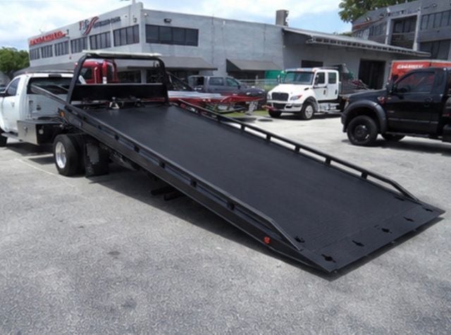 2021 Ram 5500 SLT w/ CENTURY 19.5ft LCG Rollback Tow Truck - 23032263 - 21