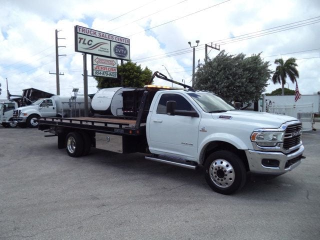 2021 Ram 5500 SLT w/ CENTURY 19.5ft LCG Rollback Tow Truck - 23032263 - 3