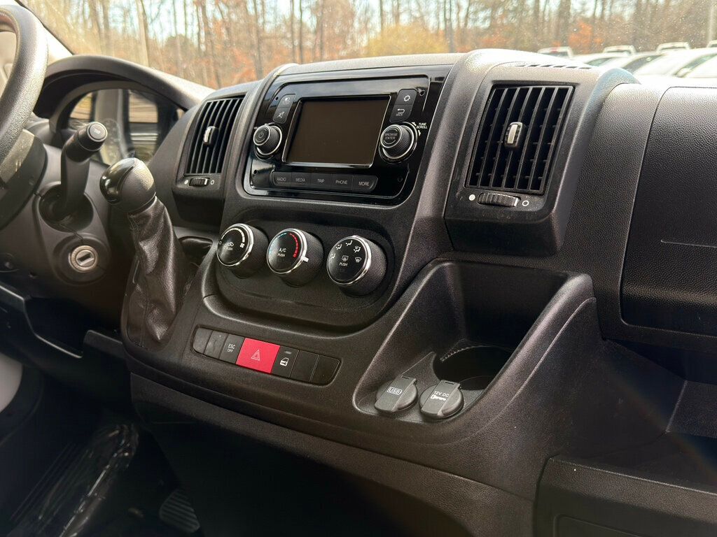 2021 Ram ProMaster Cargo Van 1500 Low Roof 118" WB - 22971171 - 17