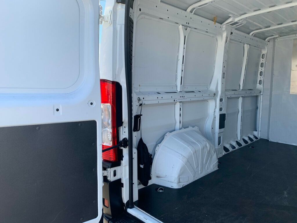 2021 Ram ProMaster 2500 photo 9