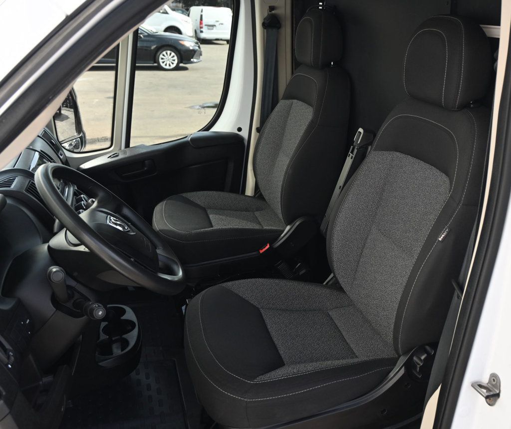 Ram Cargo Van photo 12