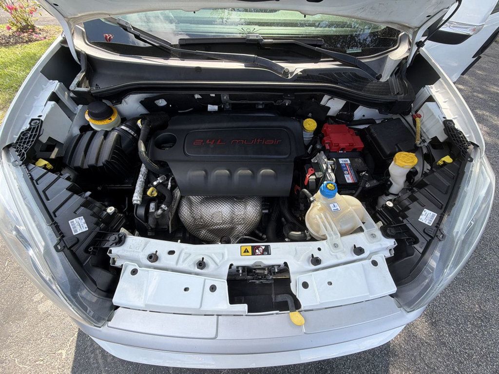 Ram PROMASTER CITY SLT photo 11