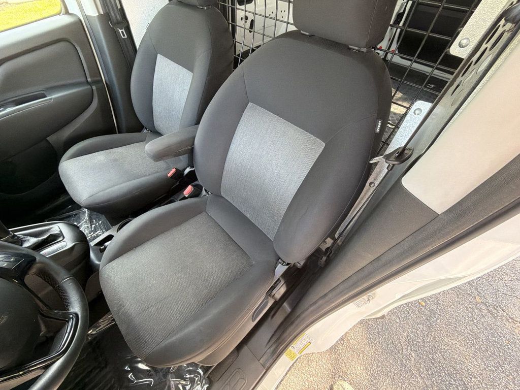 Ram PROMASTER CITY SLT photo 14