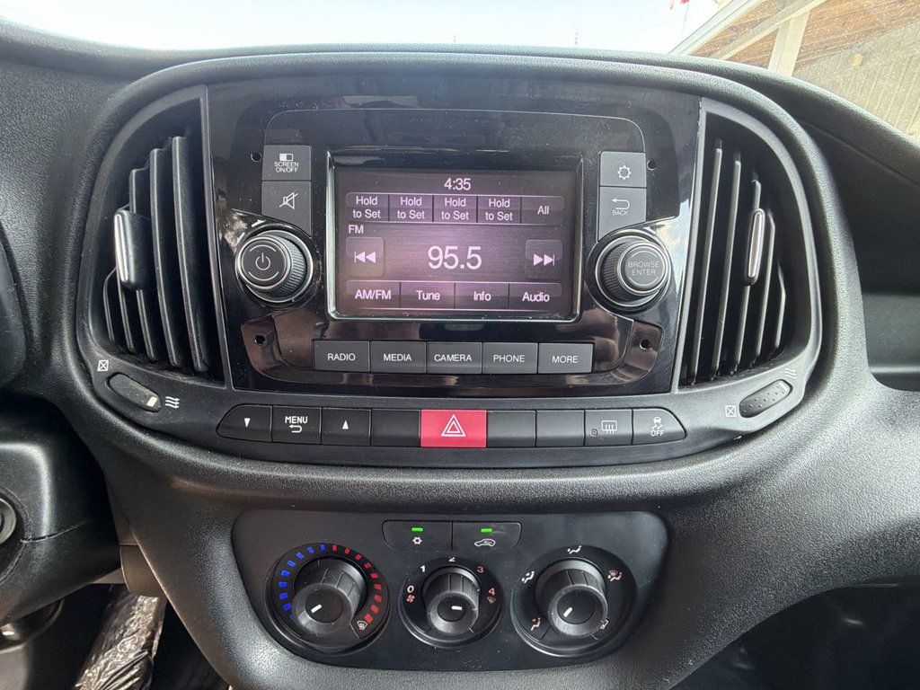Ram PROMASTER CITY SLT photo 17
