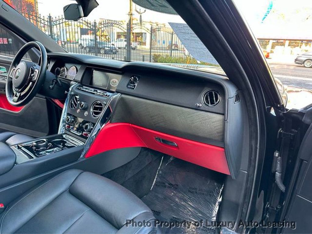 2021 Rolls Royce Cullinan photo 27