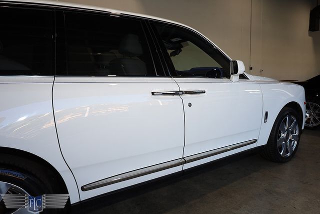 2021 Rolls-Royce Cullinan Sport Utility - 22989825 - 11