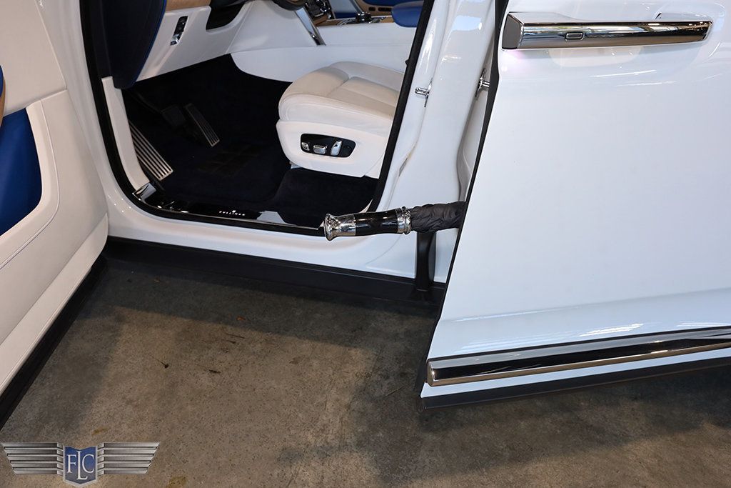 2021 Rolls-Royce Cullinan Sport Utility - 22989825 - 13