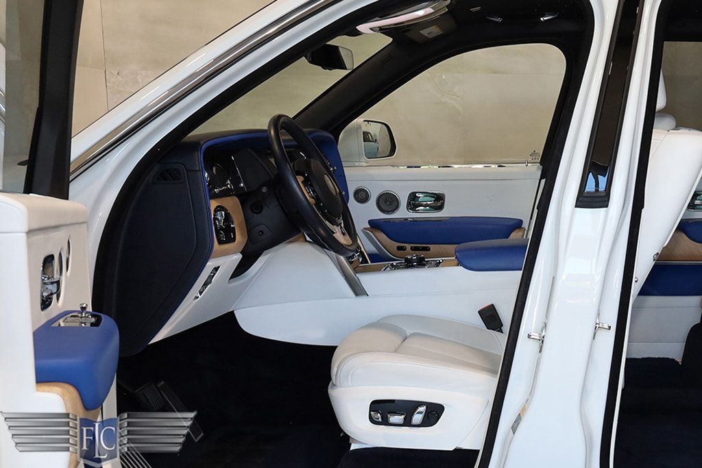 2021 Rolls-Royce Cullinan Sport Utility - 22989825 - 14