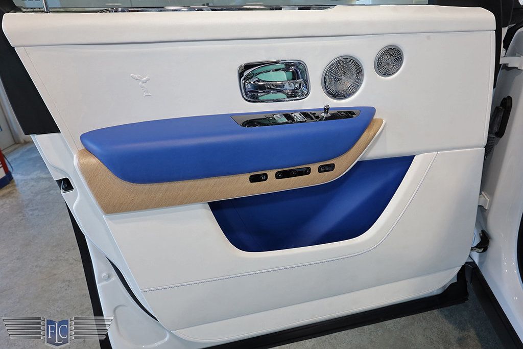 2021 Rolls-Royce Cullinan Sport Utility - 22989825 - 16