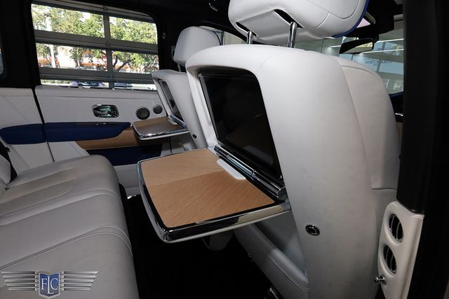 2021 Rolls-Royce Cullinan Sport Utility - 22989825 - 25