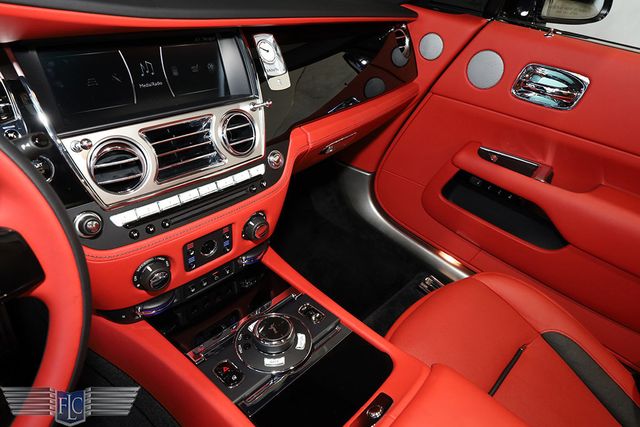 2021 Rolls-Royce Dawn Convertible - 22905952 - 28