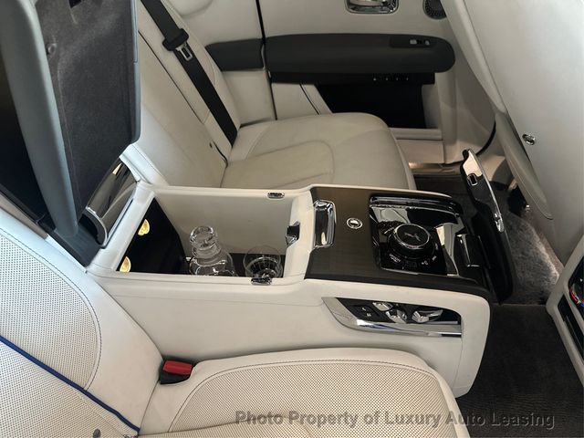 2021 Rolls-Royce Ghost Sedan - 23030725 - 12