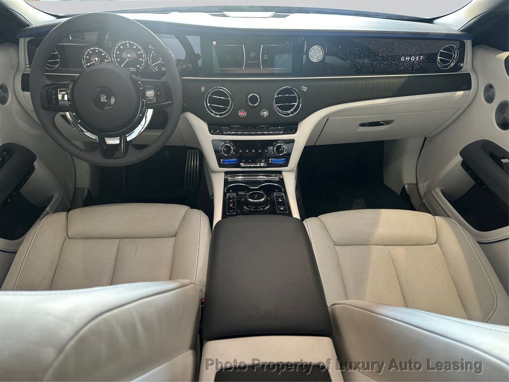Rolls-Royce Ghost photo 14