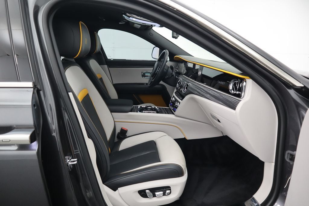 2021 Rolls Royce Ghost RR21 photo 17