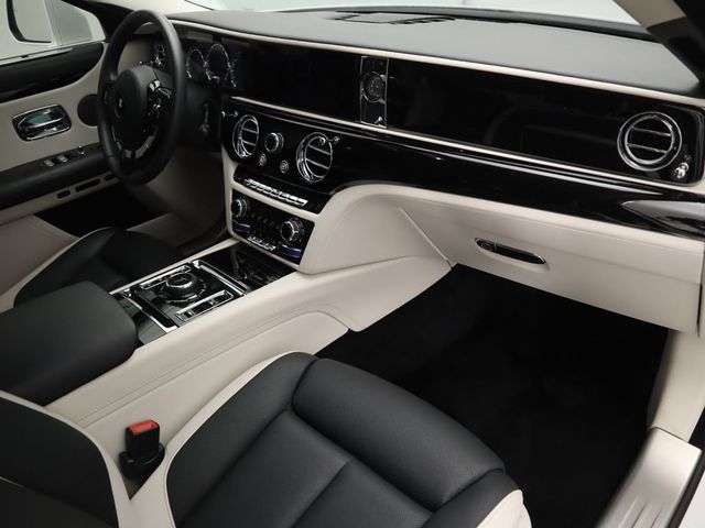 2021 Rolls-Royce Ghost Sedan - 22911224 - 17