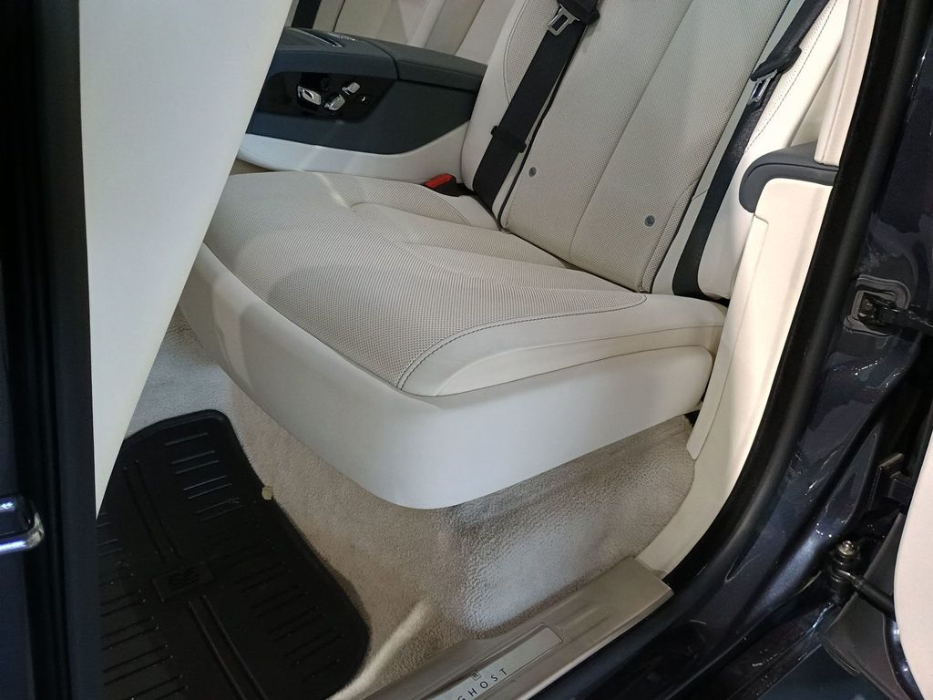 2021 Rolls-Royce Ghost Sedan Clean Carfax Florida Car - 23028007 - 36