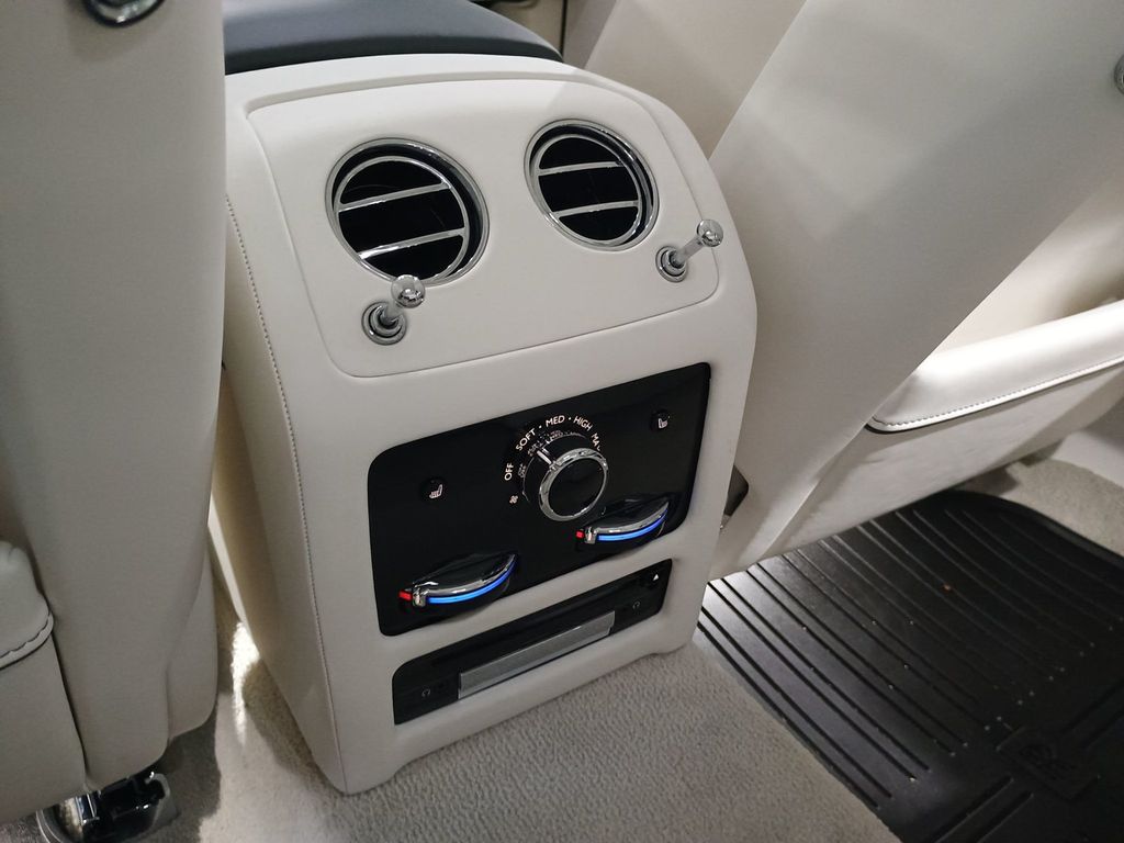 2021 Rolls-Royce Ghost Sedan Clean Carfax Florida Car - 23028007 - 39