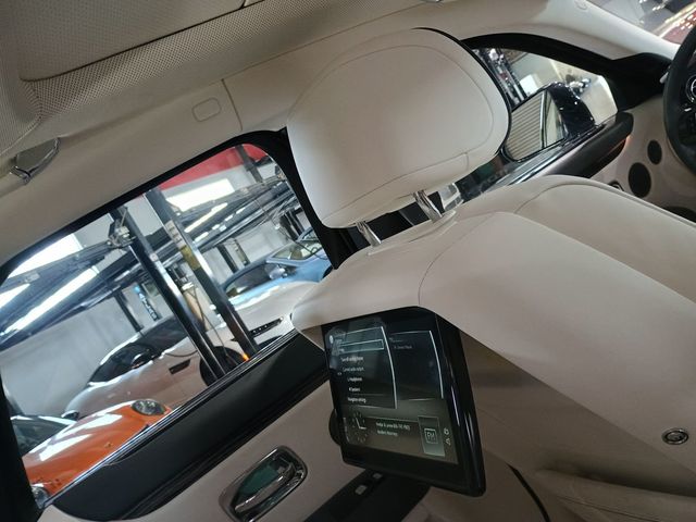 2021 Rolls-Royce Ghost Sedan Clean Carfax Florida Car - 23028007 - 43