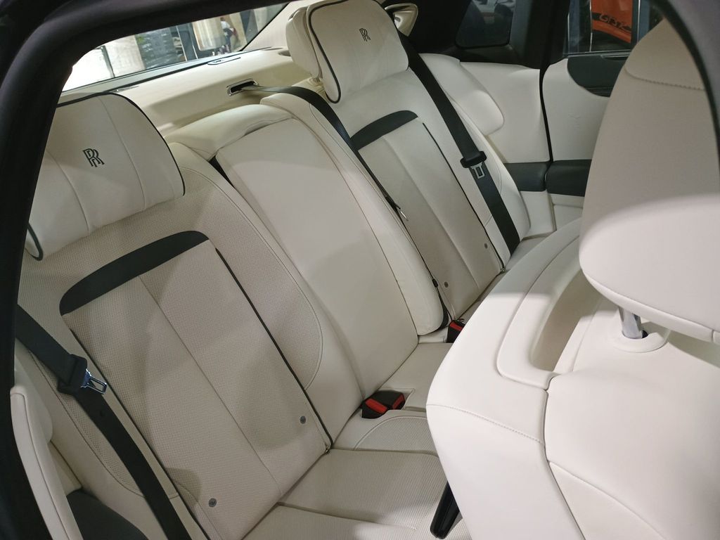 2021 Rolls-Royce Ghost Sedan Clean Carfax Florida Car - 23028007 - 45
