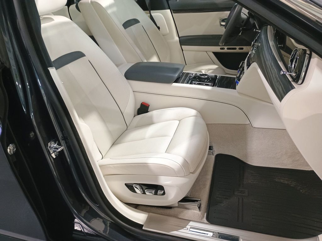 2021 Rolls-Royce Ghost Sedan Clean Carfax Florida Car - 23028007 - 51