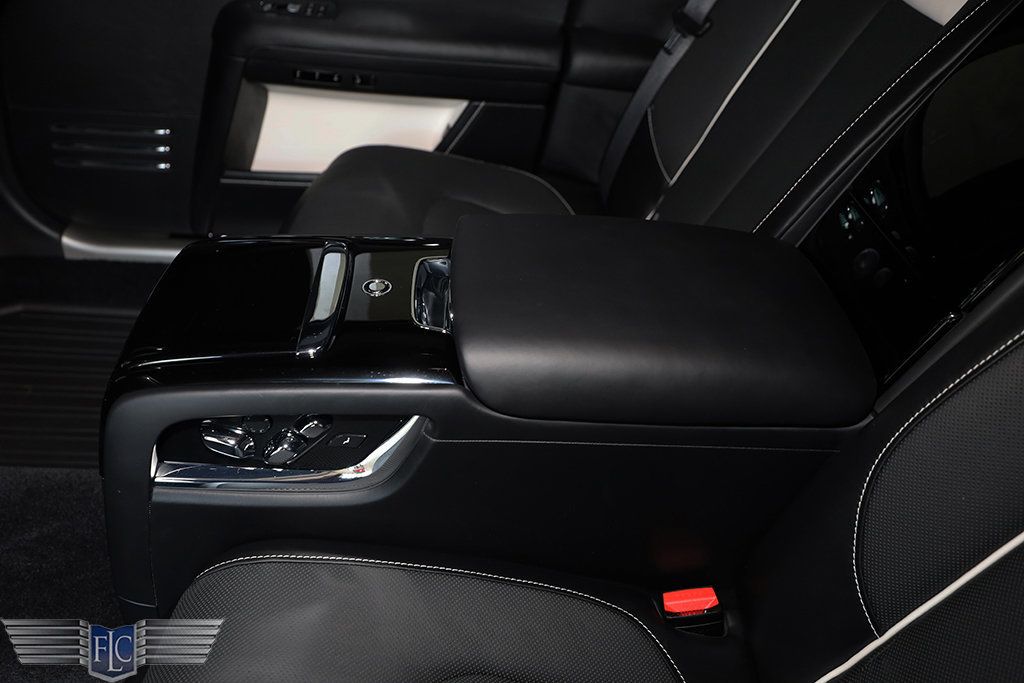 2021 Rolls-Royce Ghost EWB Sedan - 23033984 - 23