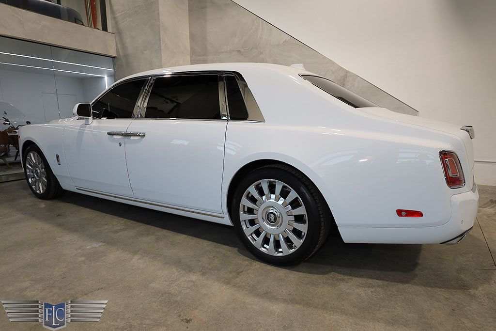 2021 Rolls-Royce Phantom Extended Wheelbase Sedan - 22761204 - 4