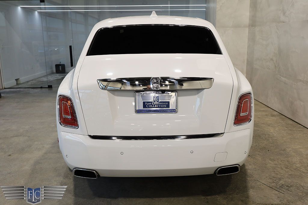 2021 Rolls-Royce Phantom Extended Wheelbase Sedan - 22761204 - 7