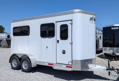 2021 Shadow 2 Horse KingMate Straight Load Step Up