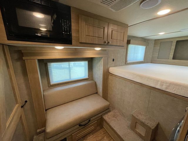 2021 Shadow 2 Horse Slant 7'6 Living Quarters with Slide  - 23027450 - 9