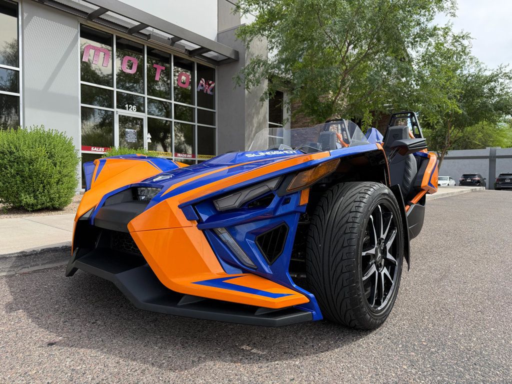 2021 Slingshot Slingshot R Auto Drive SUPER CLEAN! - 23008362 | Video 2