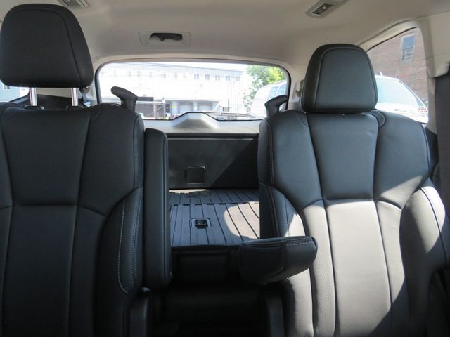 2021 Subaru Ascent Limited 7-Passenger - 23060822 - 11